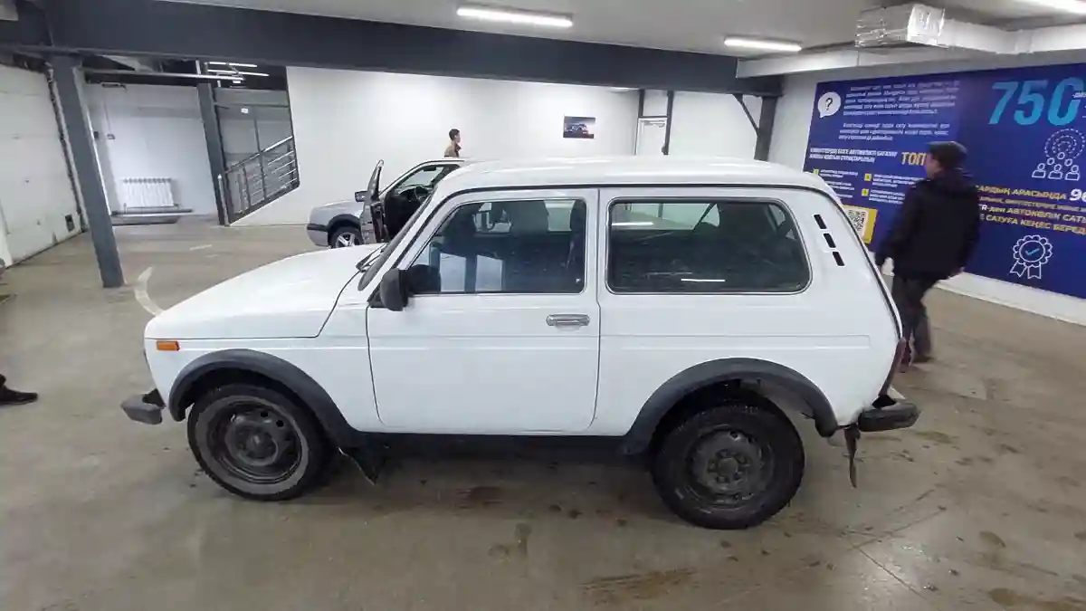 LADA (ВАЗ) 2121 (4x4) 2015 года за 2 000 000 тг. в Астана