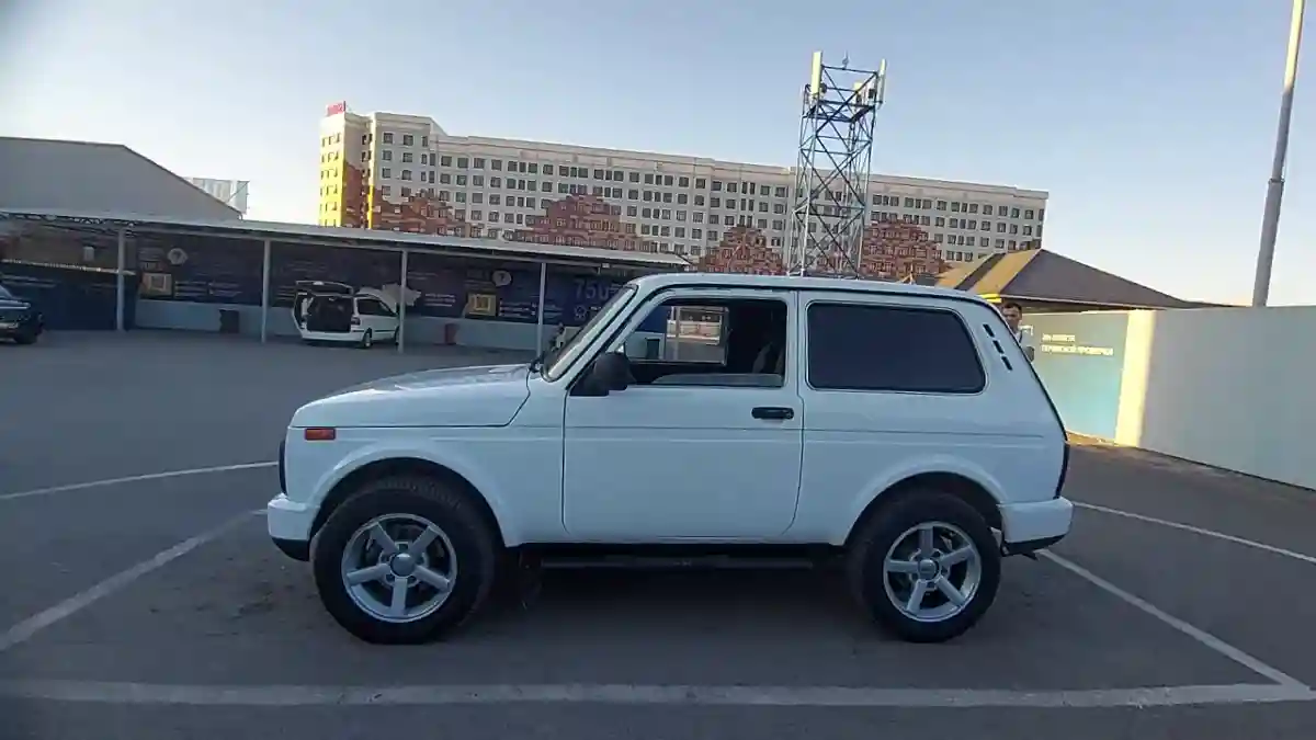 LADA (ВАЗ) 2121 (4x4) 2017 года за 4 000 000 тг. в Шымкент