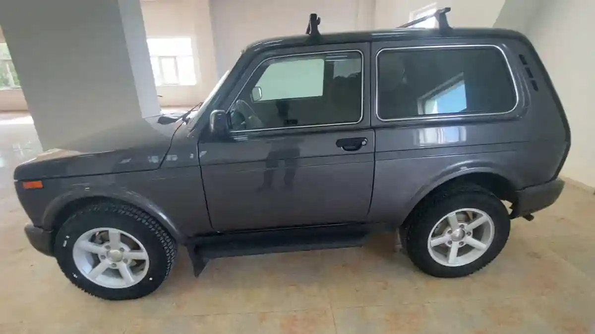 LADA (ВАЗ) 2121 (4x4) 2017 года за 2 690 000 тг. в Актобе
