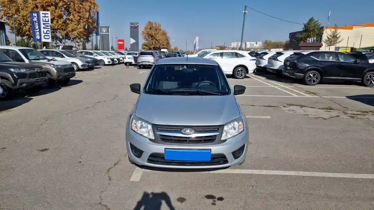LADA (ВАЗ) Granta 2017 года за 3 290 000 тг. в Талдыкорган