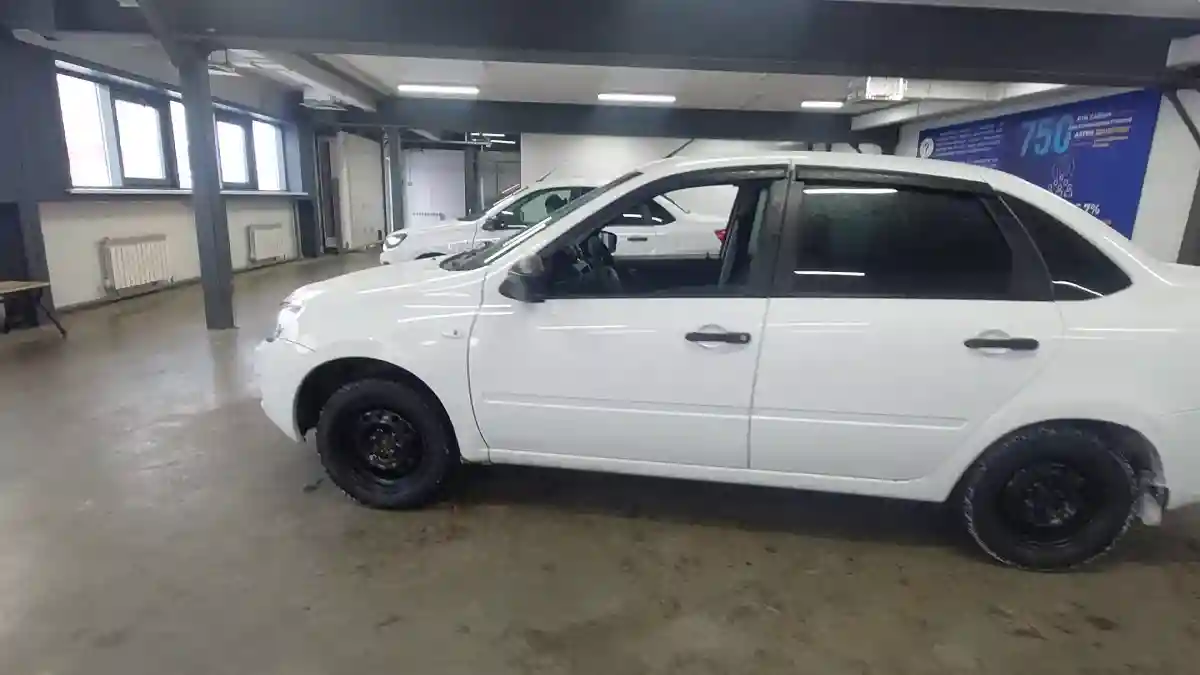 LADA (ВАЗ) Granta 2018 года за 4 000 000 тг. в Астана