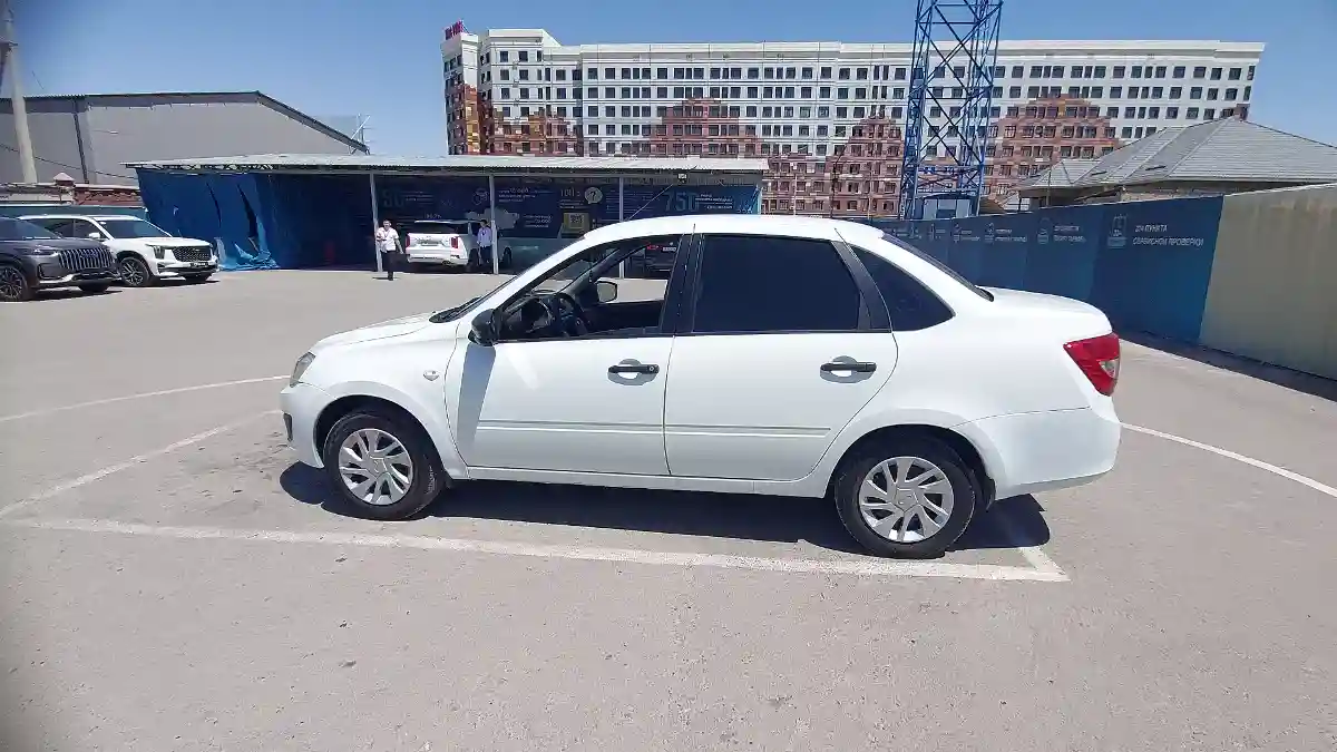 LADA (ВАЗ) Granta 2018 года за 3 100 000 тг. в Шымкент