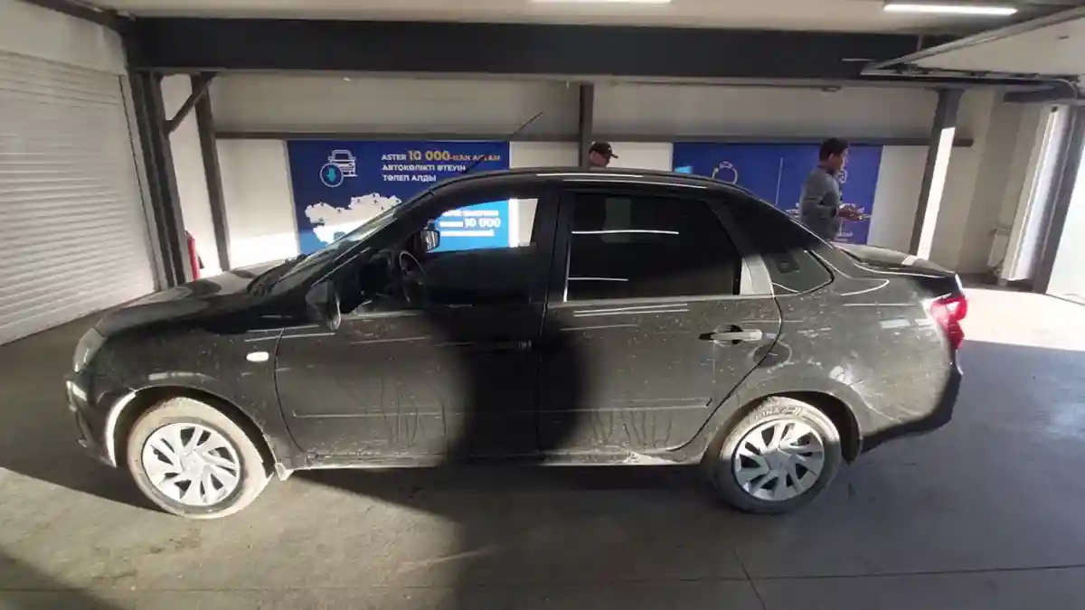 LADA (ВАЗ) Granta 2018 года за 3 500 000 тг. в Астана