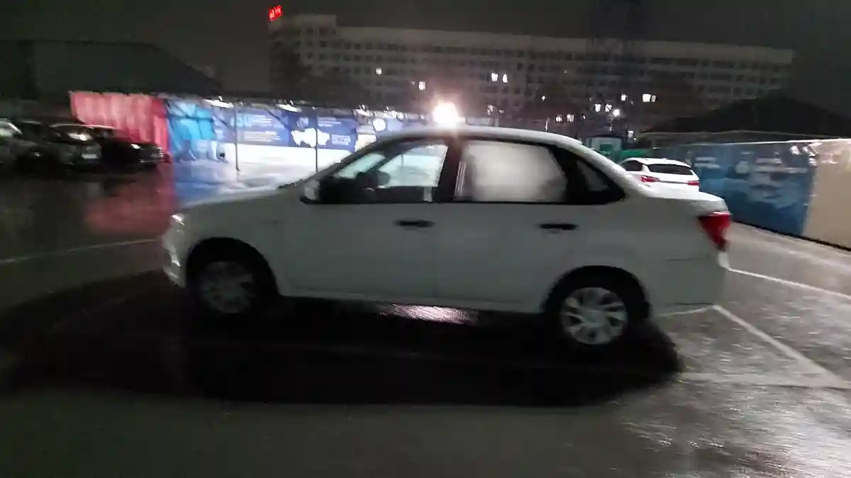 LADA (ВАЗ) Granta 2018 года за 2 700 000 тг. в Шымкент