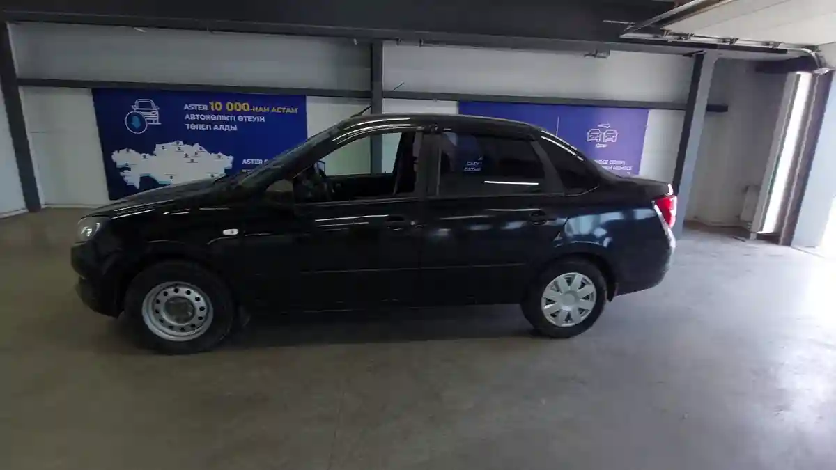 LADA (ВАЗ) Granta 2019 года за 3 200 000 тг. в Астана