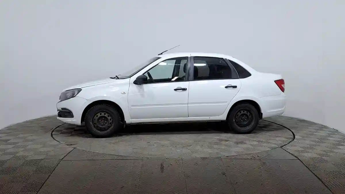 LADA (ВАЗ) Granta 2019 года за 2 700 000 тг. в Астана