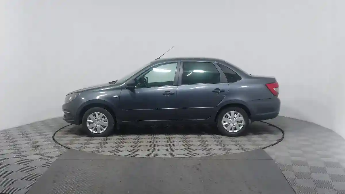 LADA (ВАЗ) Granta 2019 года за 3 290 000 тг. в Астана