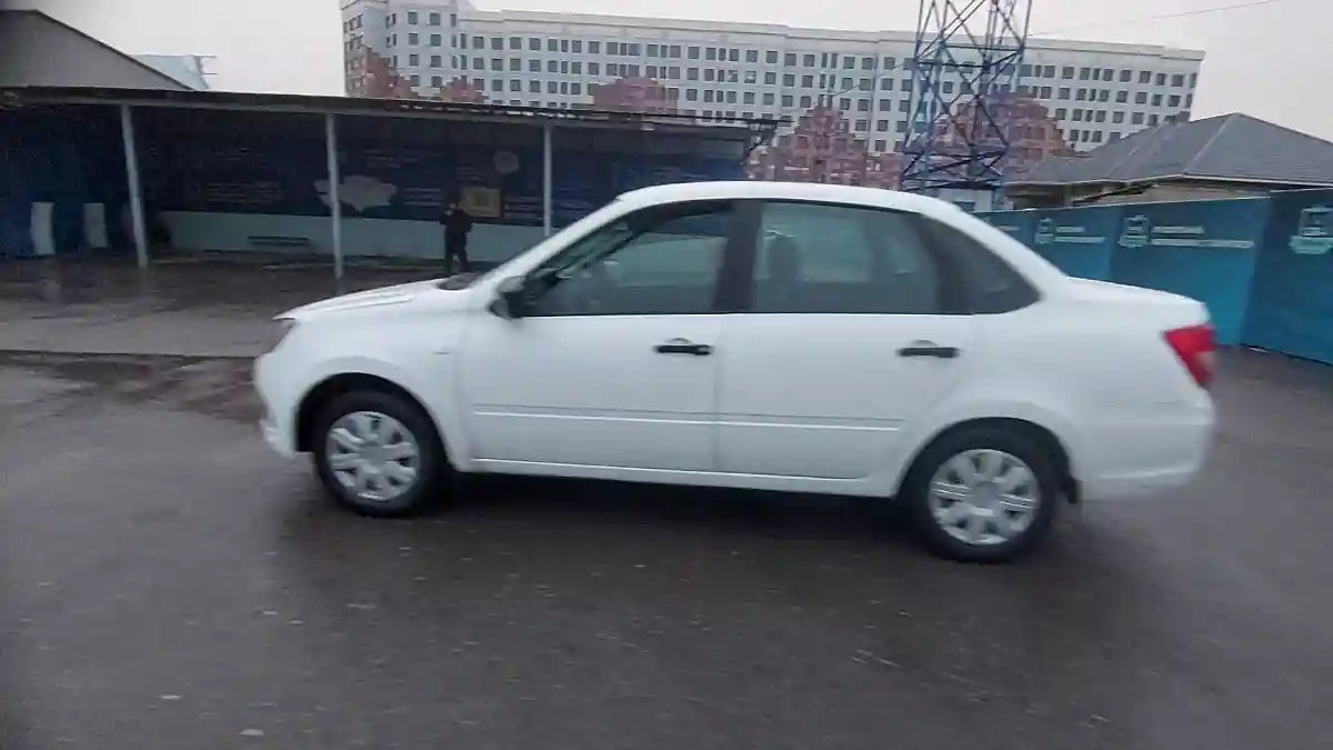 LADA (ВАЗ) Granta 2019 года за 3 200 000 тг. в Шымкент
