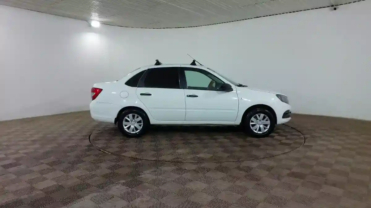 LADA (ВАЗ) Granta 2019 года за 3 890 000 тг. в Шымкент