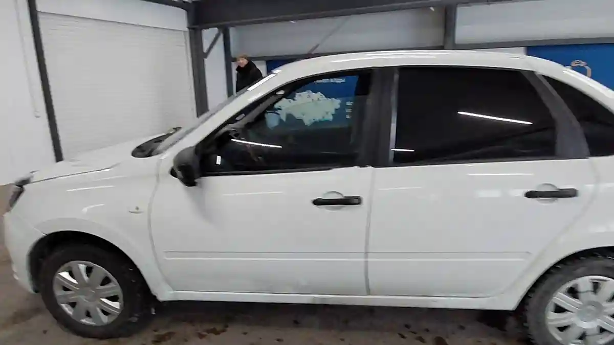 LADA (ВАЗ) Granta 2019 года за 3 000 000 тг. в Астана