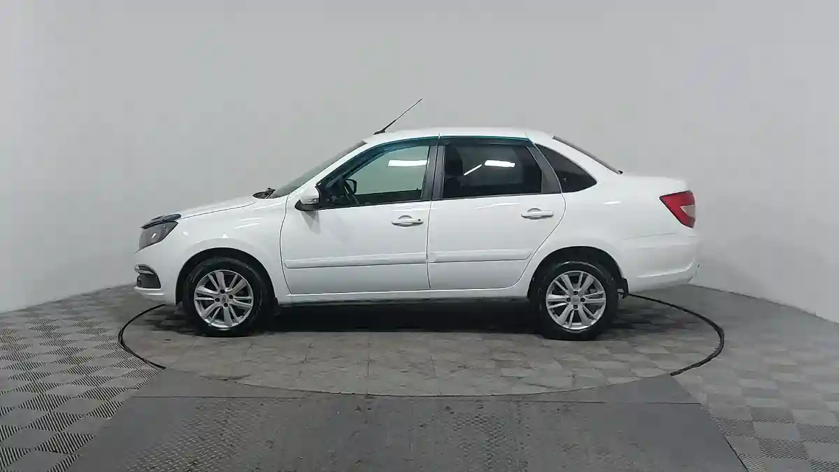 LADA (ВАЗ) Granta 2019 года за 3 590 000 тг. в Астана