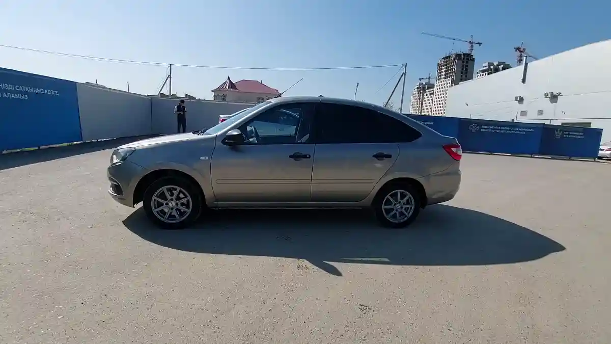 LADA (ВАЗ) Granta 2020 года за 3 650 000 тг. в Шымкент