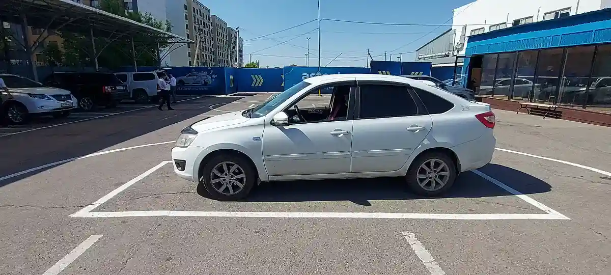 LADA (ВАЗ) Granta 2017 года за 3 500 000 тг. в Алматы