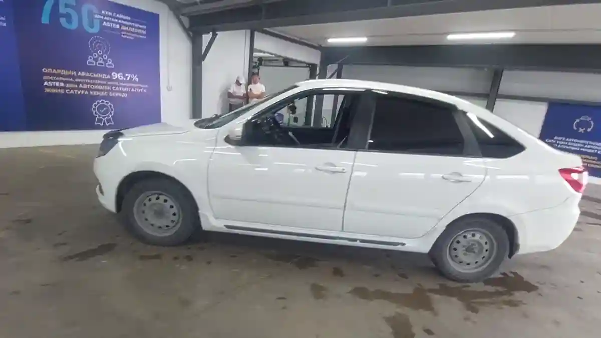 LADA (ВАЗ) Granta 2019 года за 4 000 000 тг. в Астана