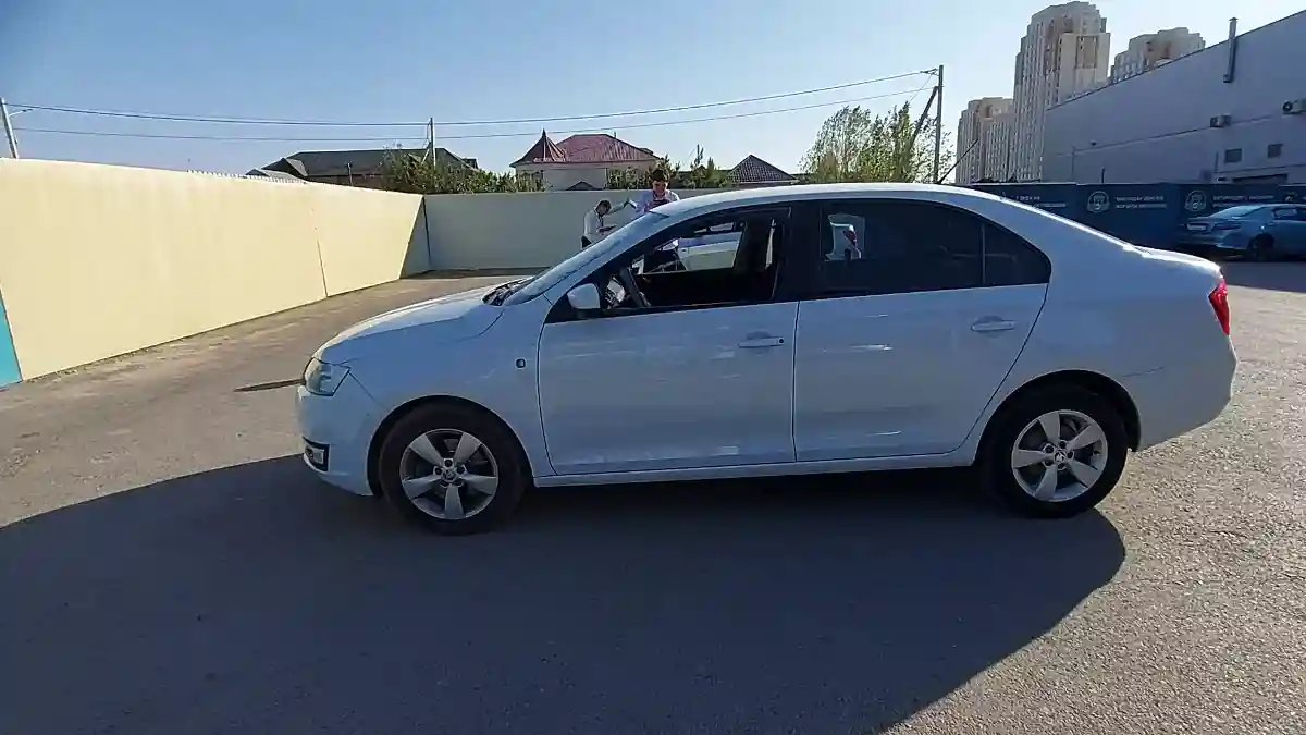 Skoda Rapid 2015 года за 4 200 000 тг. в Шымкент