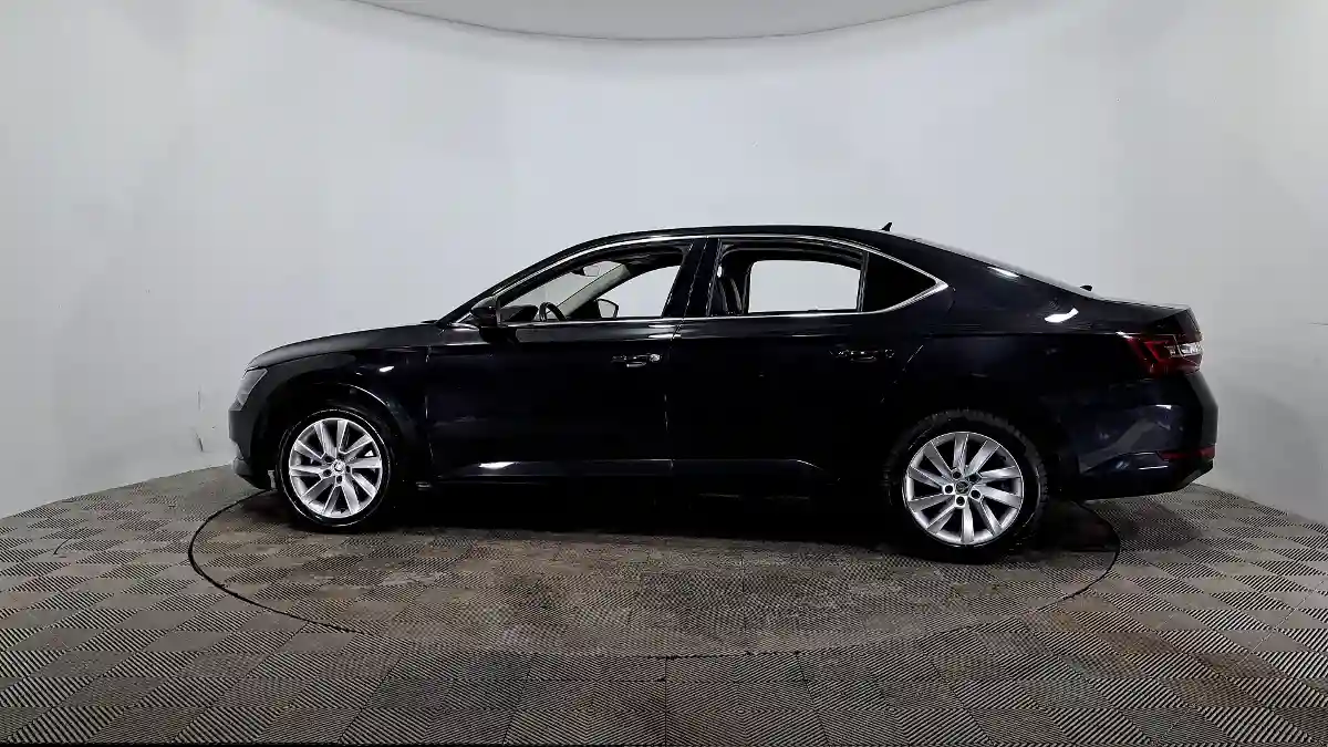 Skoda Superb 2017 года за 9 990 000 тг. в Астана