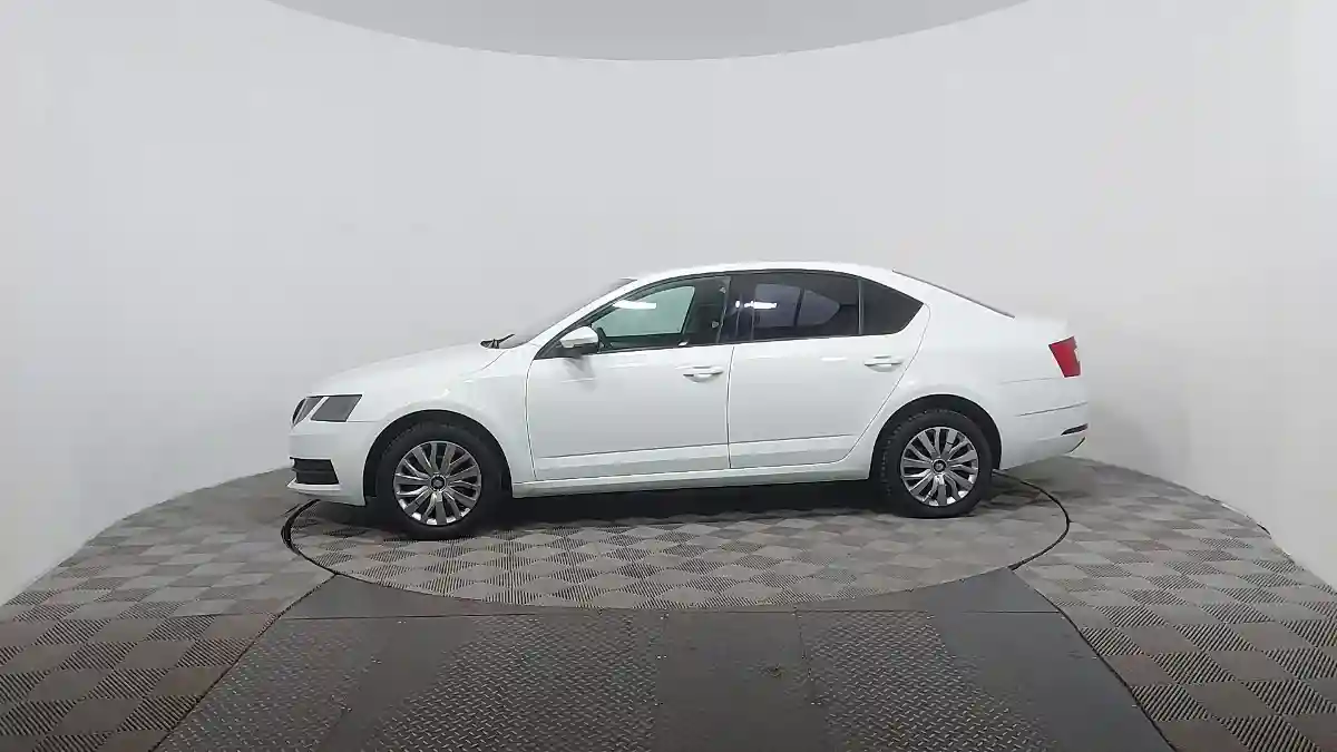 Skoda Octavia 2018 года за 7 390 000 тг. в Астана