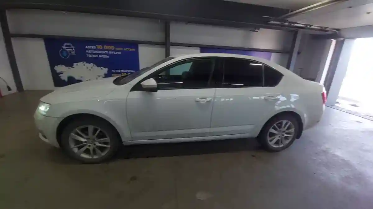 Skoda Octavia 2019 года за 8 500 000 тг. в Астана