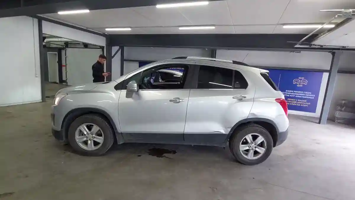 Chevrolet Tracker 2014 года за 6 000 000 тг. в Астана