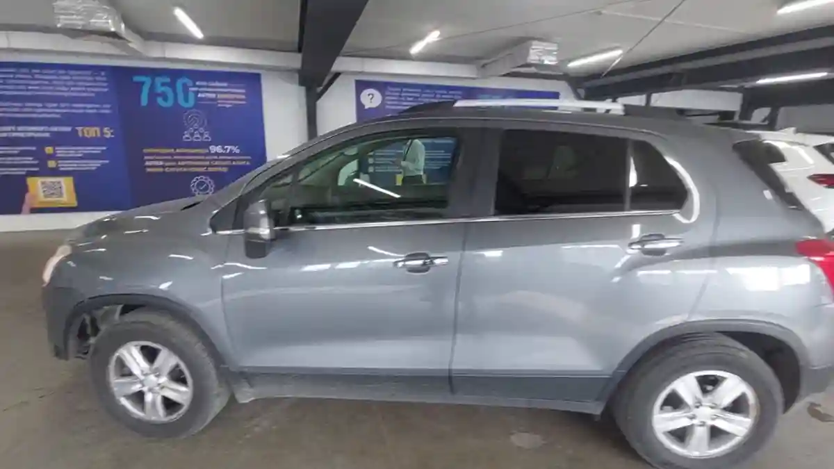 Chevrolet Tracker 2015 года за 5 100 000 тг. в Астана