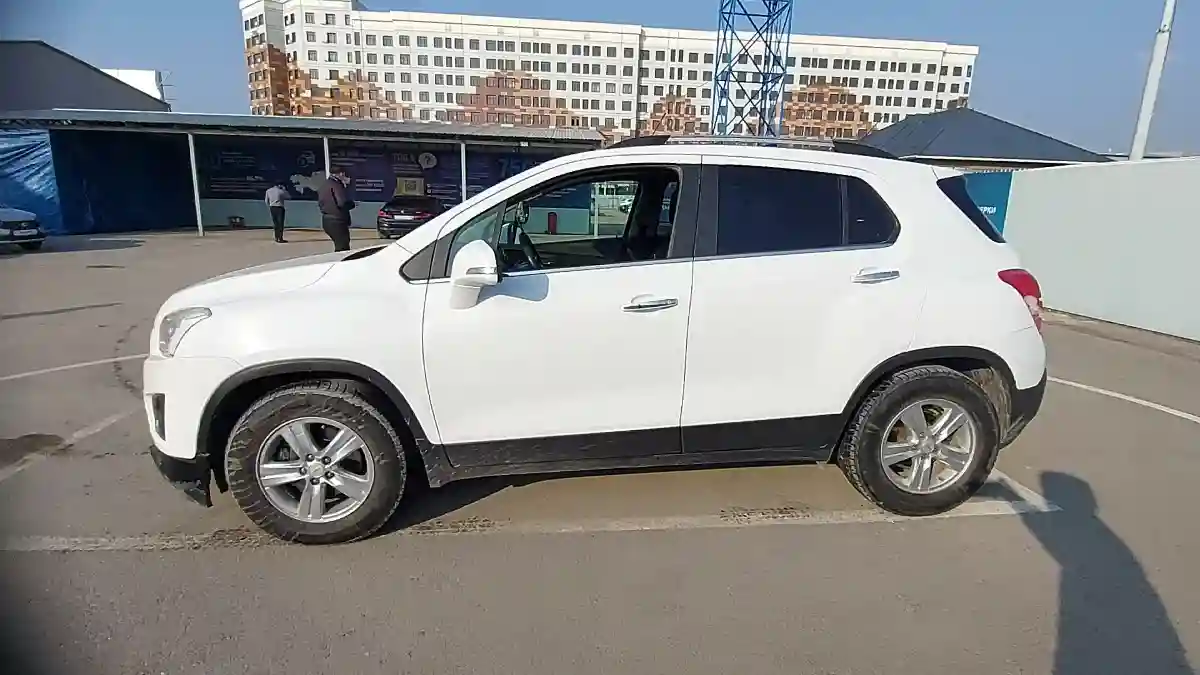 Chevrolet Tracker 2015 года за 6 500 000 тг. в Шымкент