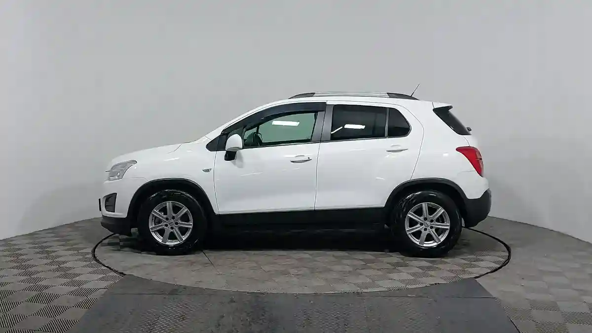 Chevrolet Tracker 2014 года за 5 500 000 тг. в Астана