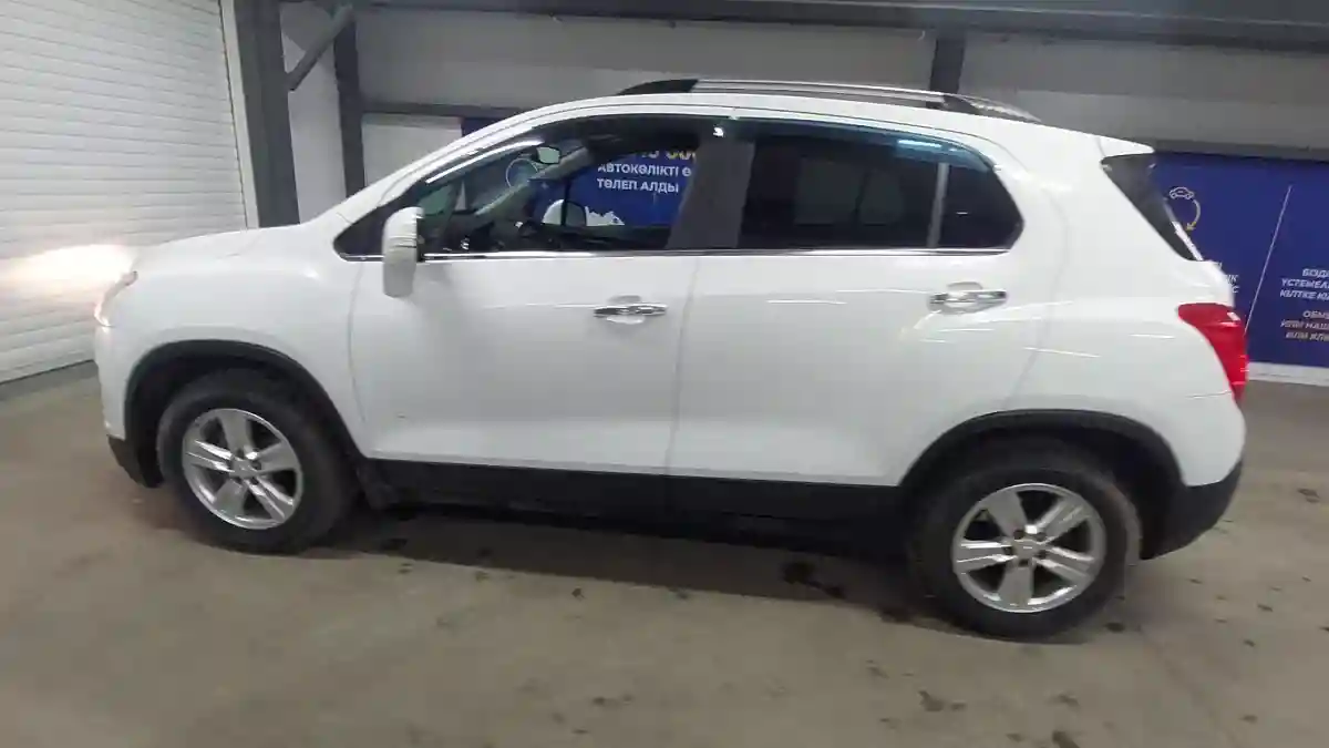 Chevrolet Tracker 2015 года за 5 200 000 тг. в Астана