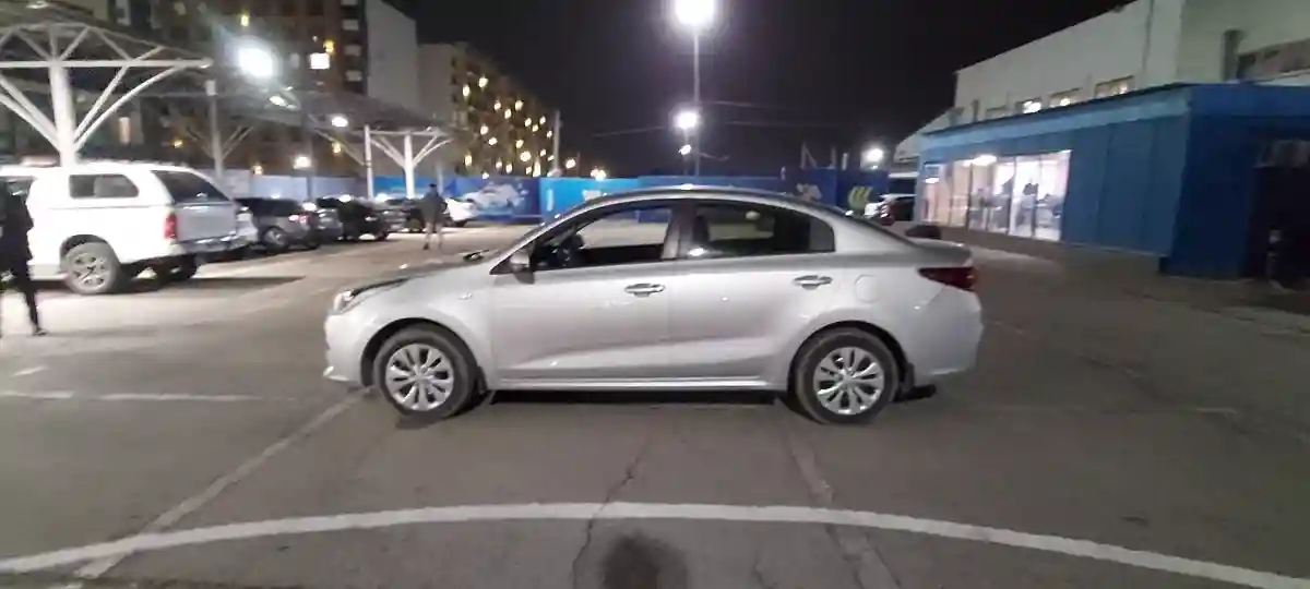 Kia Rio 2018 года за 7 200 000 тг. в Алматы