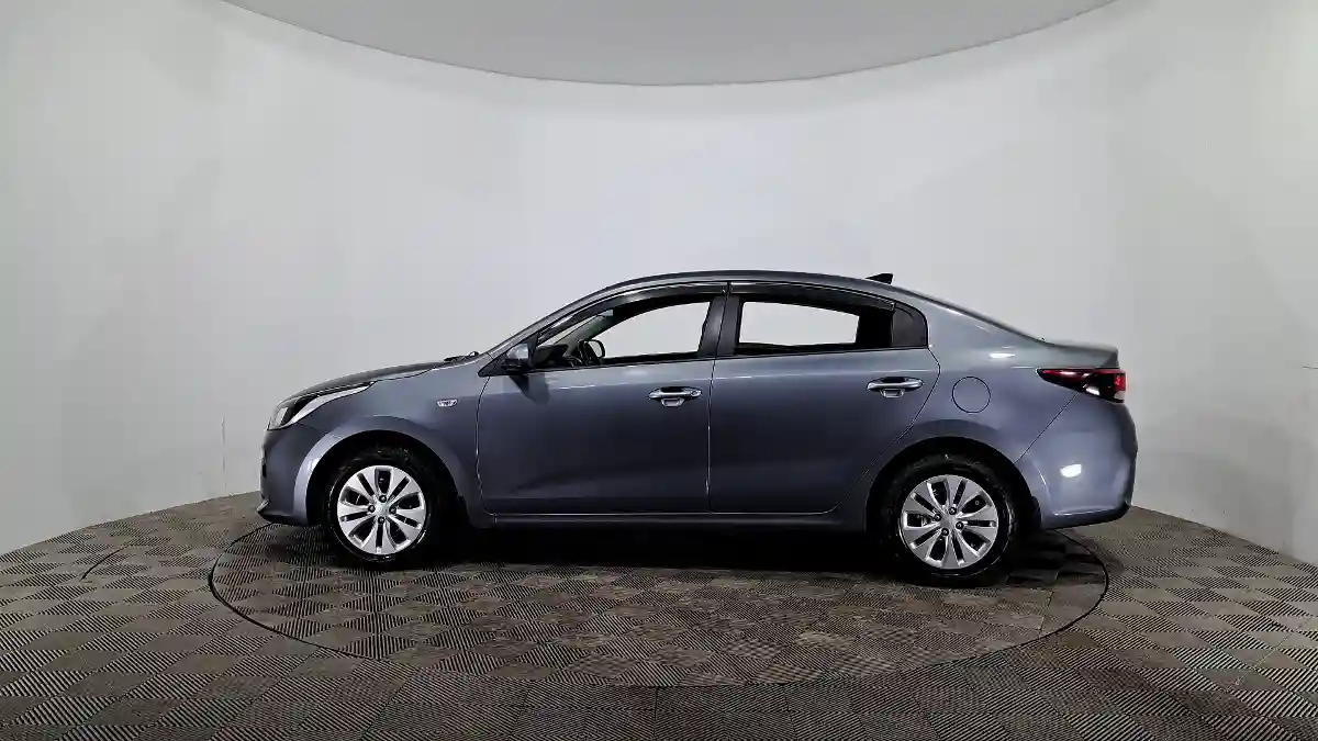 Kia Rio 2019 года за 7 500 000 тг. в Астана