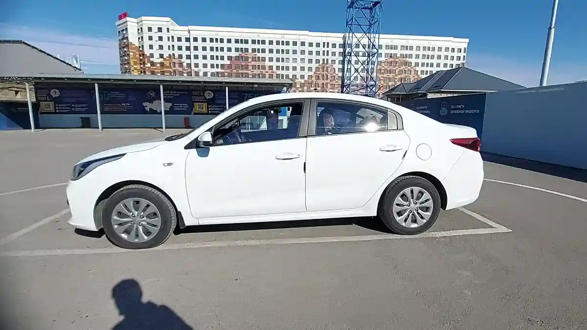 Kia Rio 2020 года за 8 000 000 тг. в Шымкент