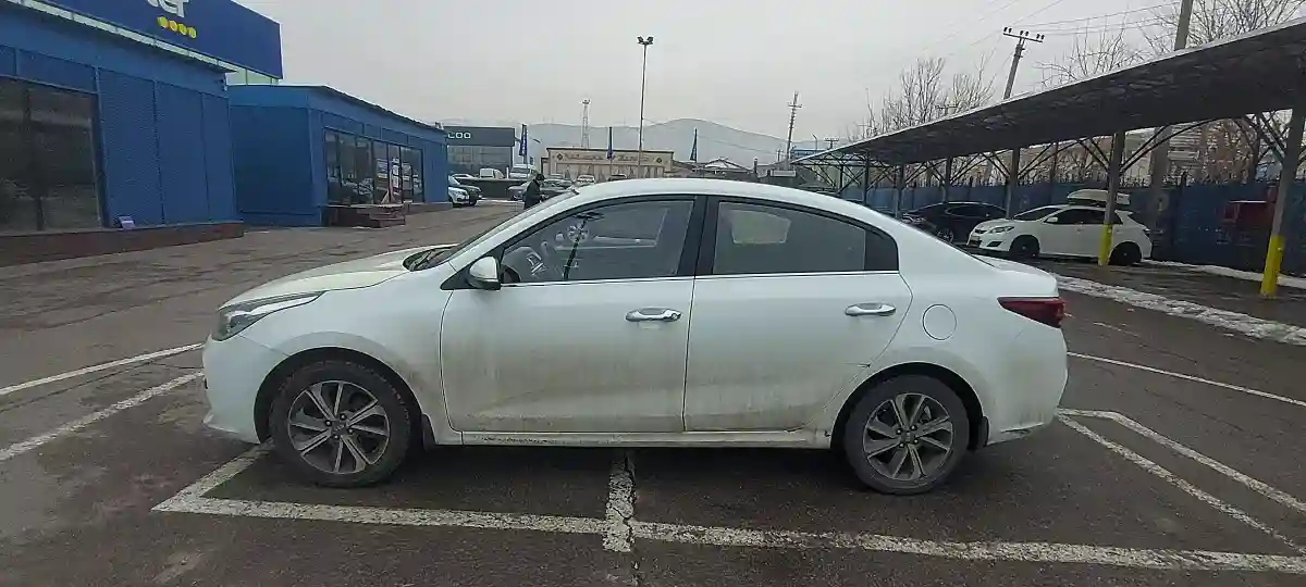 Kia Rio 2018 года за 7 500 000 тг. в Алматы