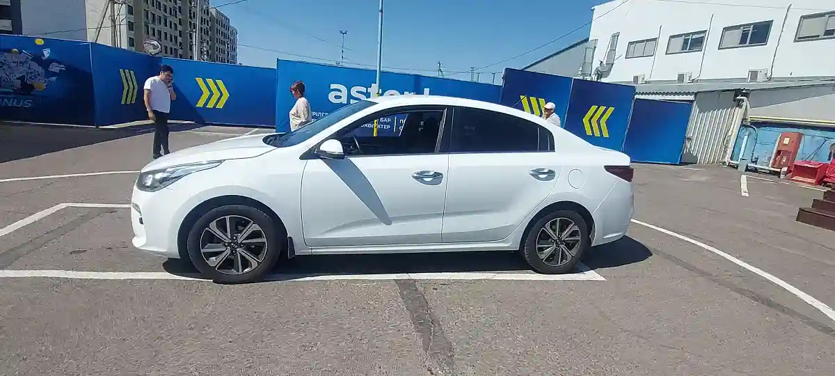 Kia Rio 2019 года за 7 000 000 тг. в Алматы