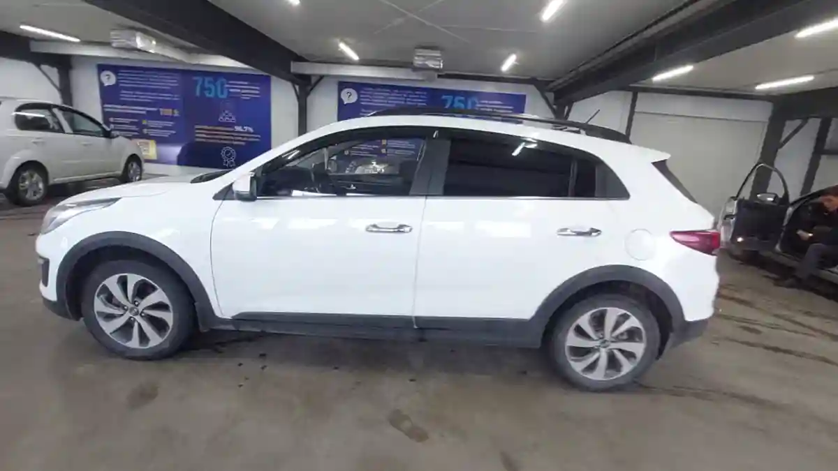 Kia Rio 2020 года за 8 200 000 тг. в Астана