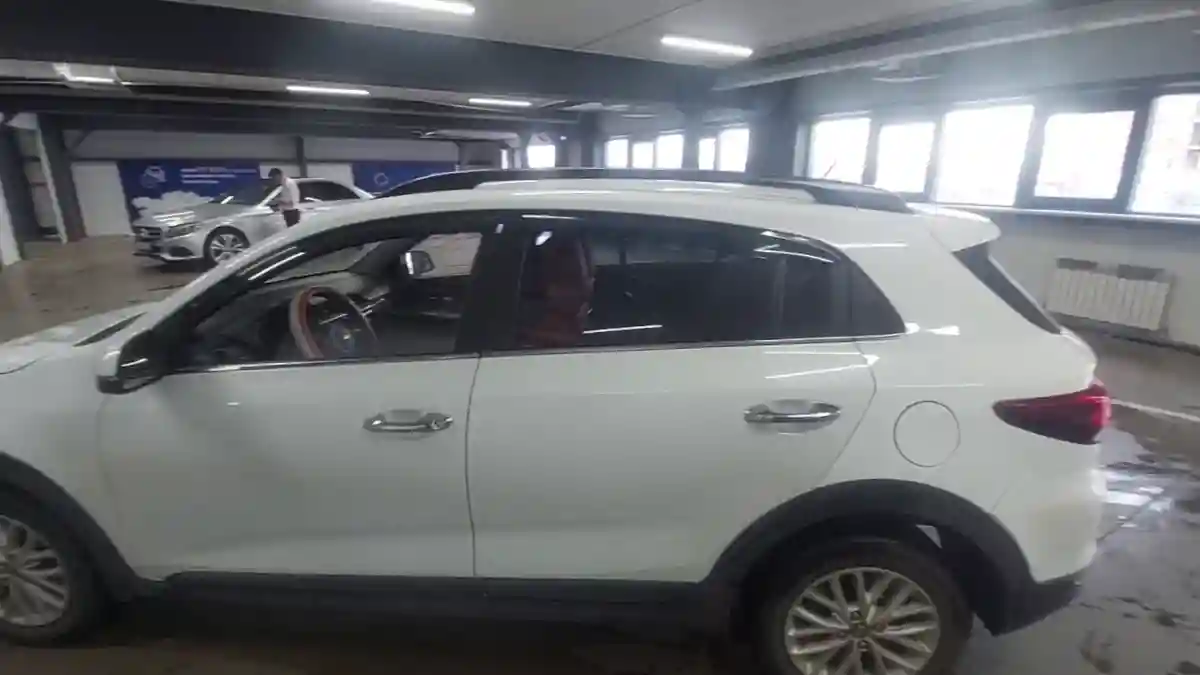 Kia Rio 2020 года за 9 000 000 тг. в Астана