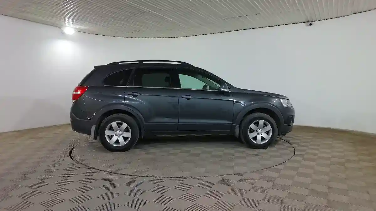 Chevrolet Captiva 2018 года за 8 900 000 тг. в Шымкент