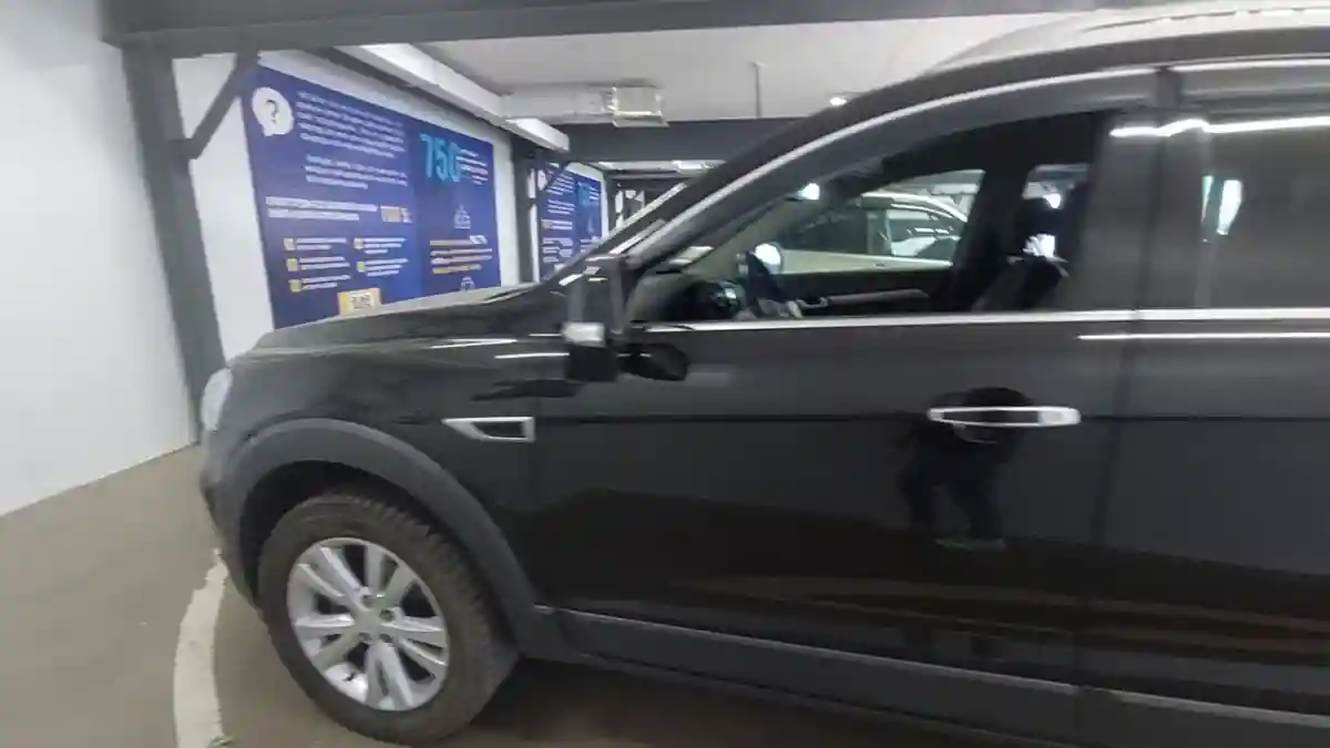 Chevrolet Captiva 2018 года за 13 000 000 тг. в Астана