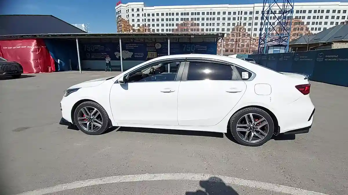 Kia Cerato 2018 года за 9 500 000 тг. в Шымкент