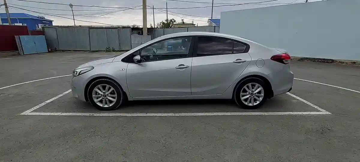 Kia Cerato 2017 года за 7 750 000 тг. в Атырау