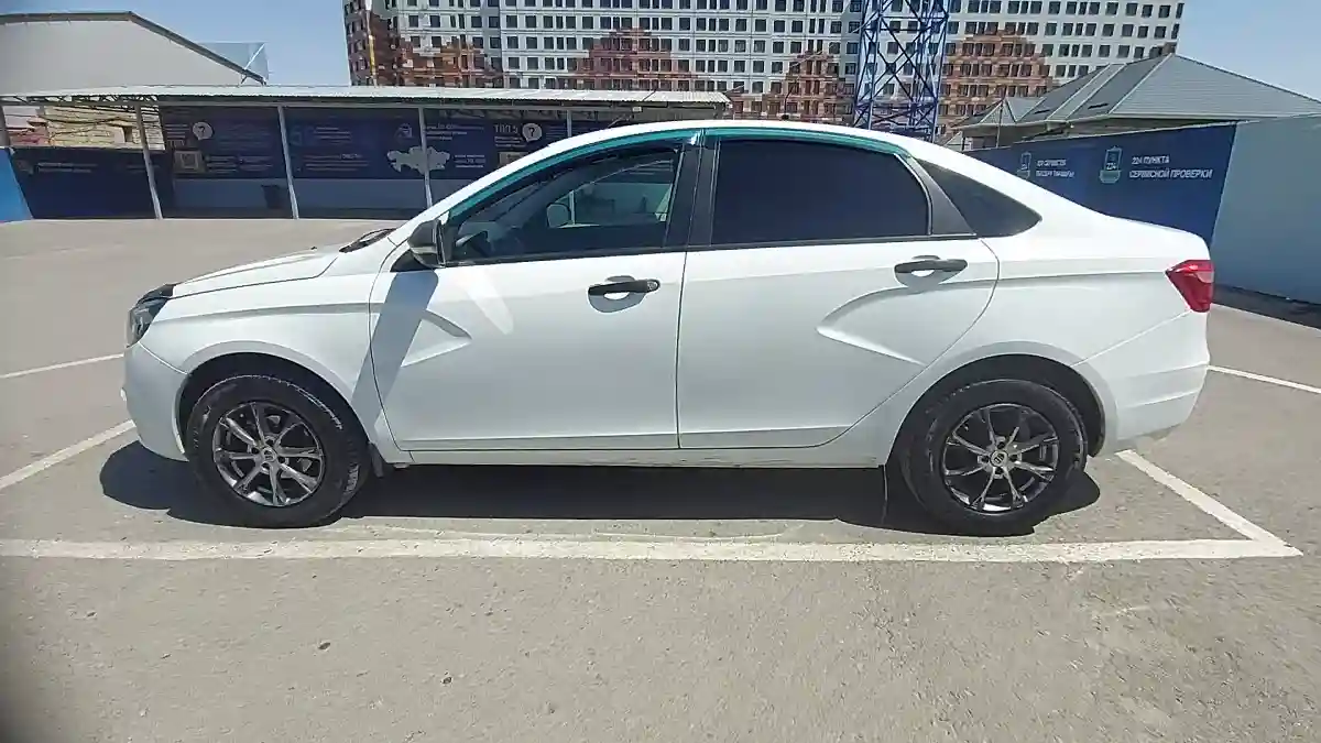 LADA (ВАЗ) Vesta 2018 года за 3 000 000 тг. в Шымкент