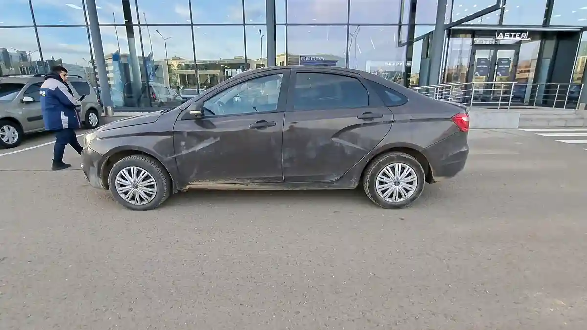 LADA (ВАЗ) Vesta 2018 года за 2 990 000 тг. в Астана
