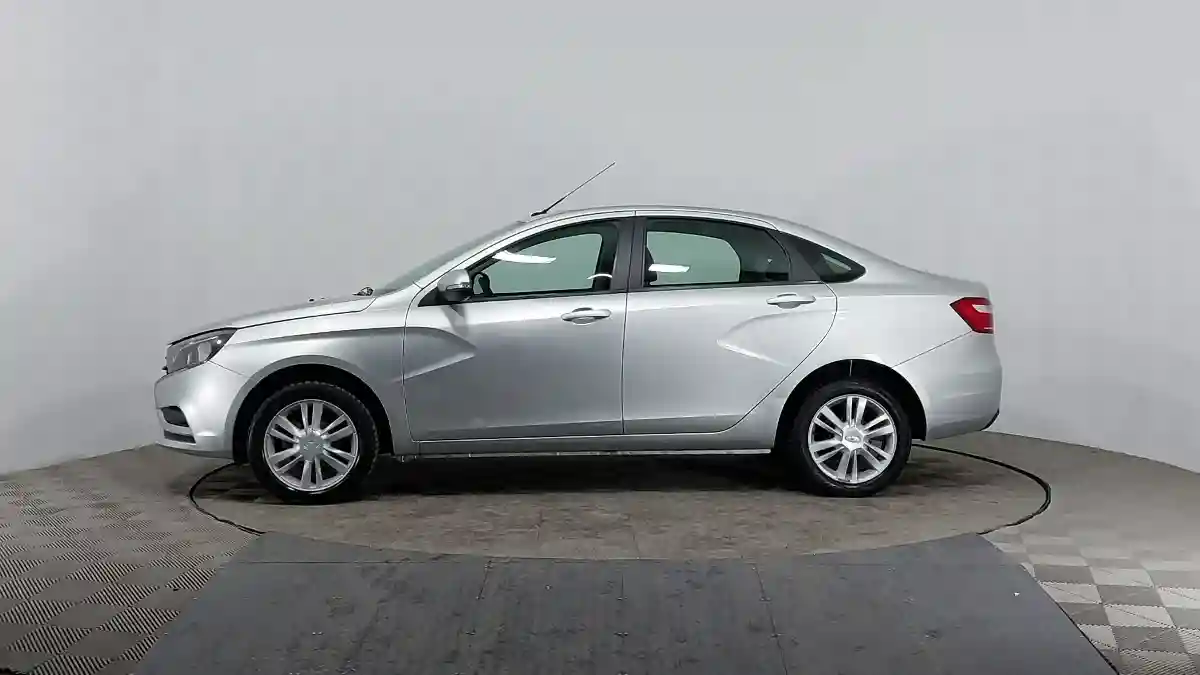 LADA (ВАЗ) Vesta 2018 года за 4 990 000 тг. в Астана