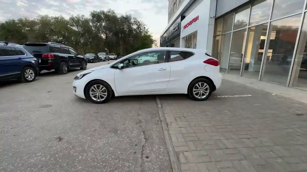 Kia Ceed 2013 года за 5 490 000 тг. в Актобе