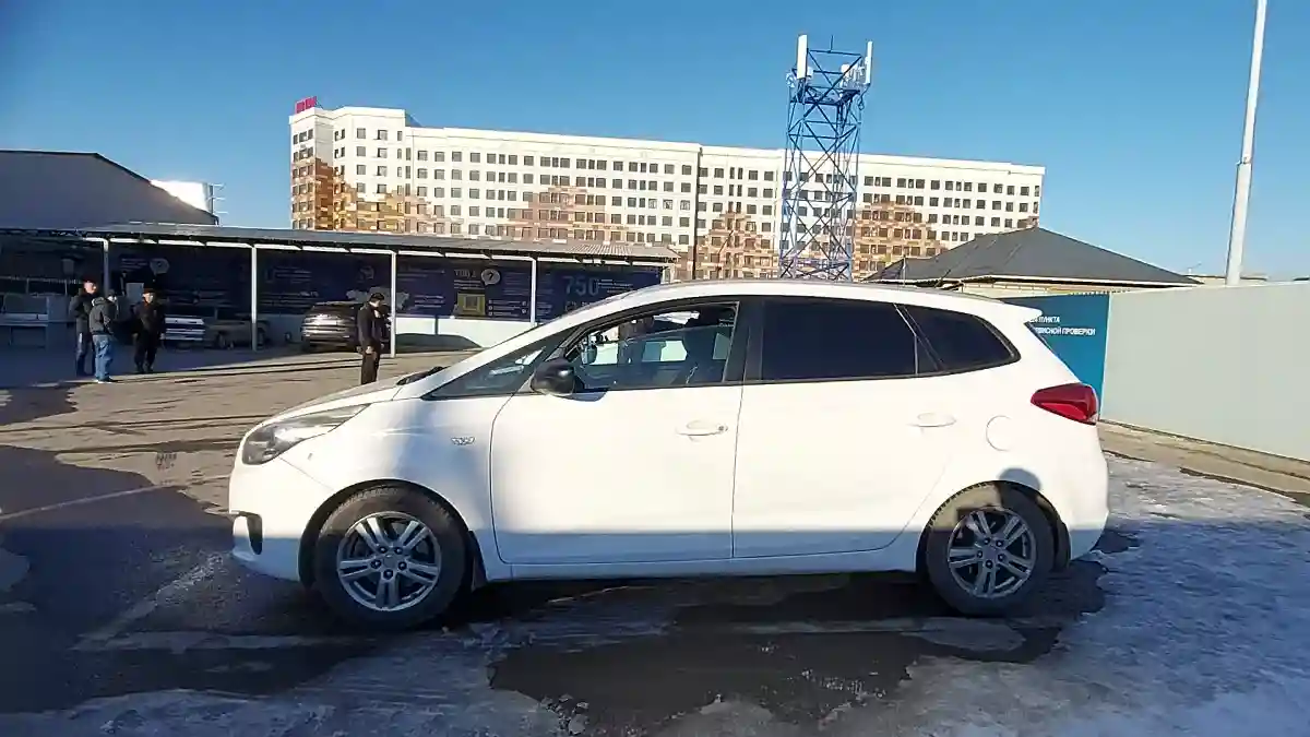 Kia Carens 2015 года за 7 000 000 тг. в Шымкент