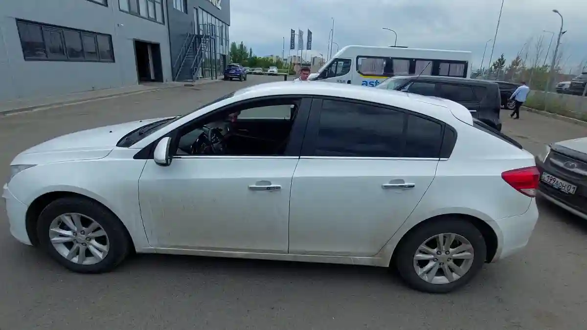 Chevrolet Cruze 2014 года за 5 000 000 тг. в Астана