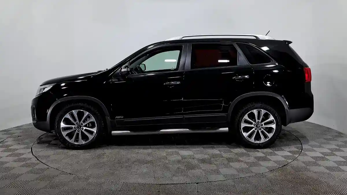 Kia Sorento 2014 года за 9 990 000 тг. в Астана
