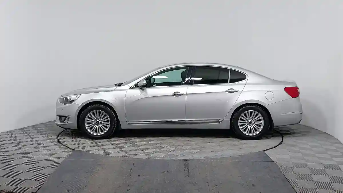 Kia Cadenza 2015 года за 9 990 000 тг. в Астана