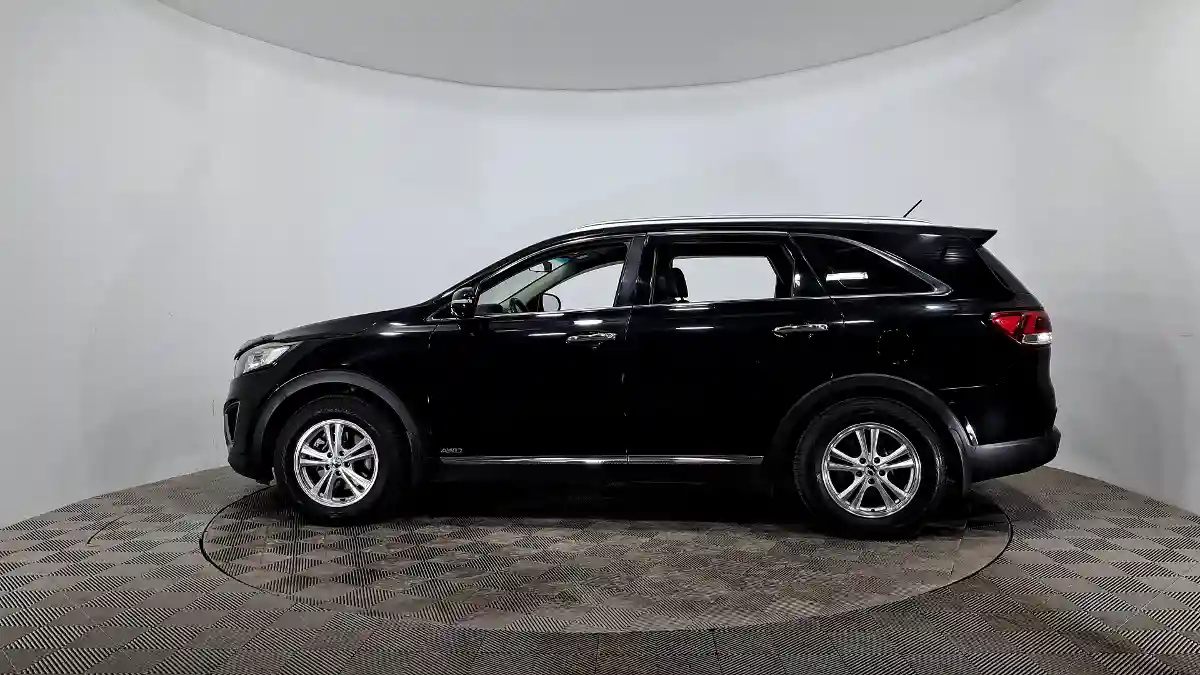 Kia Sorento 2015 года за 9 990 000 тг. в Астана