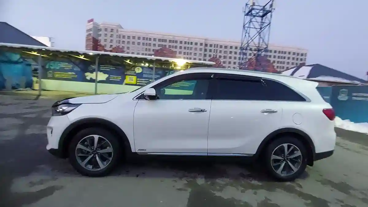 Kia Sorento 2018 года за 13 800 000 тг. в Шымкент