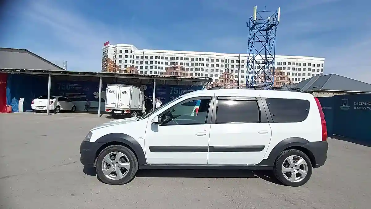 LADA (ВАЗ) Largus Cross 2018 года за 5 200 000 тг. в Шымкент