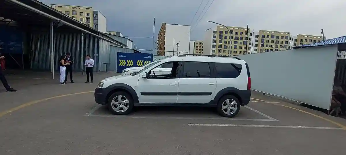 LADA (ВАЗ) Largus Cross 2019 года за 5 000 000 тг. в Алматы